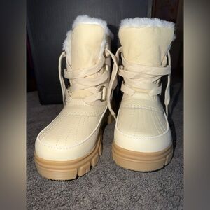 Sorel Tivoli V Waterproof Women's Winter Boots